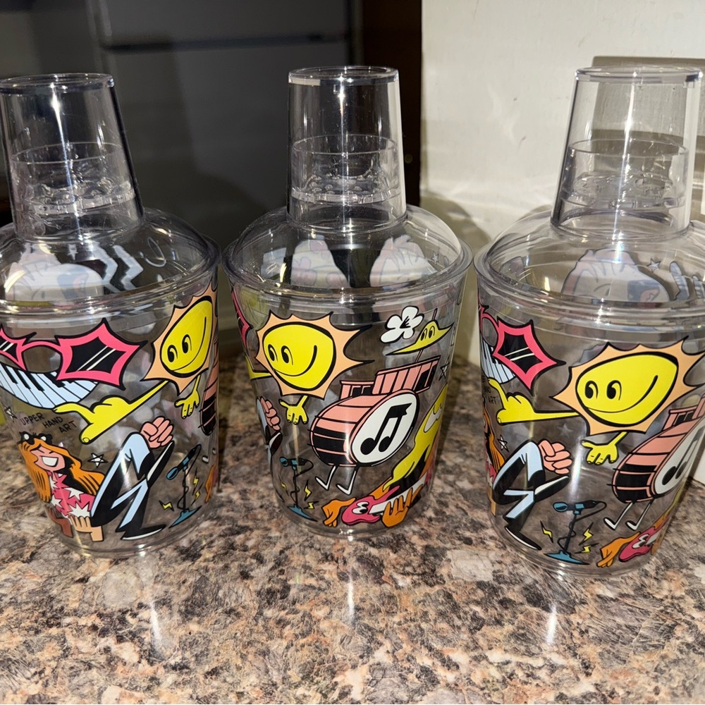 Colorful Cartoon Party Cups - Picture 3 of 3
